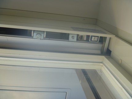 自動ドアスイッチ