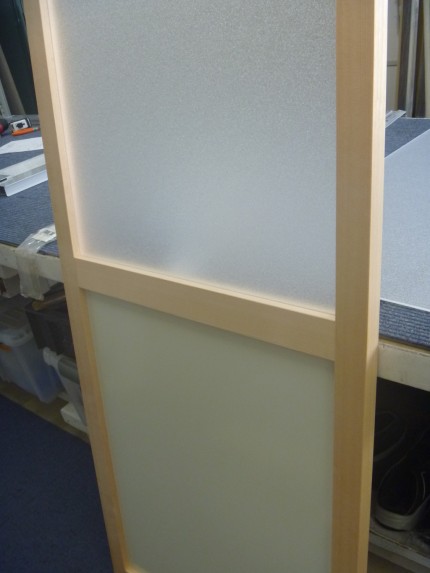 上樹脂Ｐ　下アルミサンドＰ入り