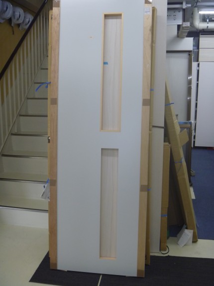 上吊硝子・ガラリ付建具