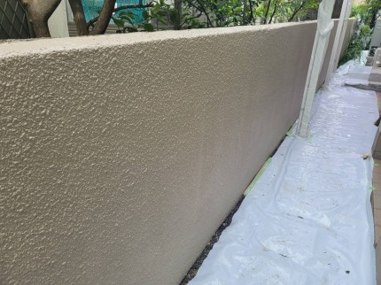 外塀塗装工事１２