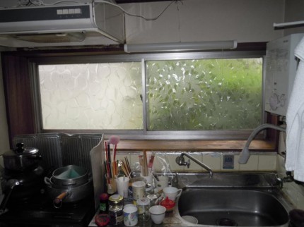 キッチン内窓