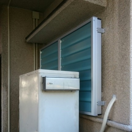 プライバシースクリーン