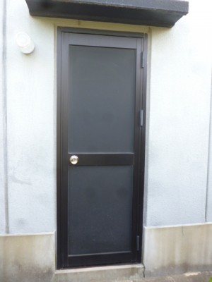 勝手口ドア既存