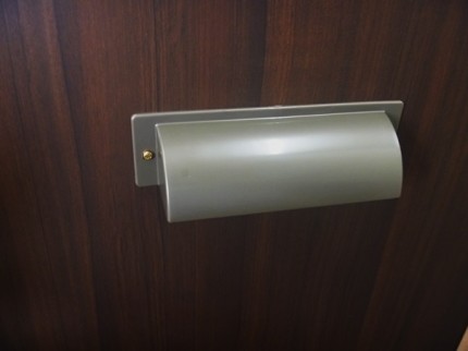 ポスト口部屋側