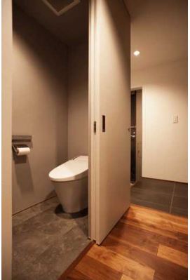 トイレドア　引戸