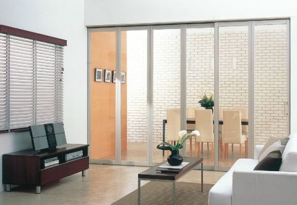 タチカワブラインド　間仕切り　プレイス