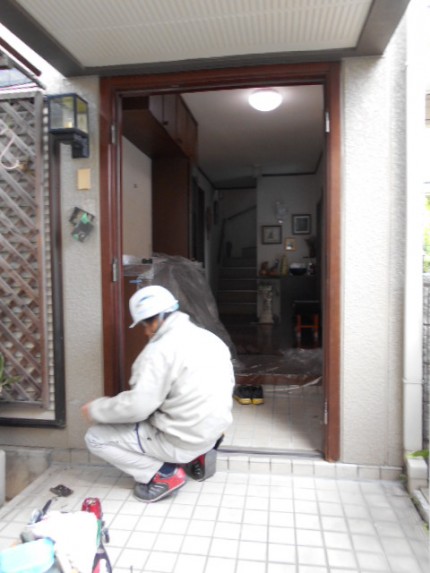 玄関取替え前確認