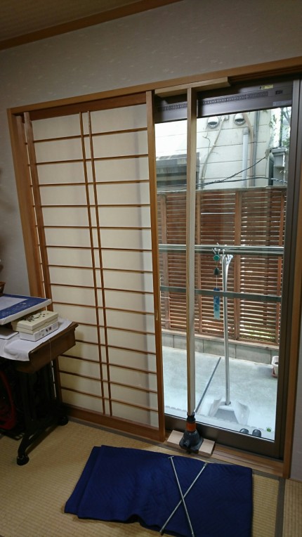 障子貼り替え１