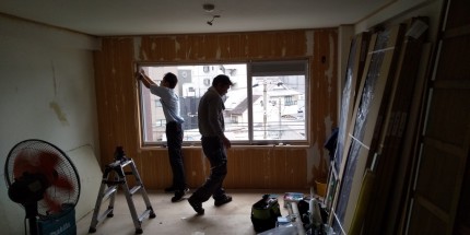 マンション窓　施工中2