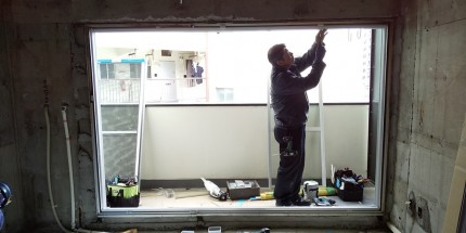 マンション　窓　施工中3