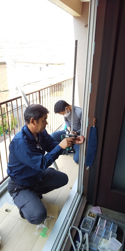 掃き出し窓　施工中2