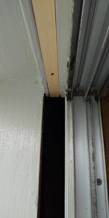 木製雨戸　施工中