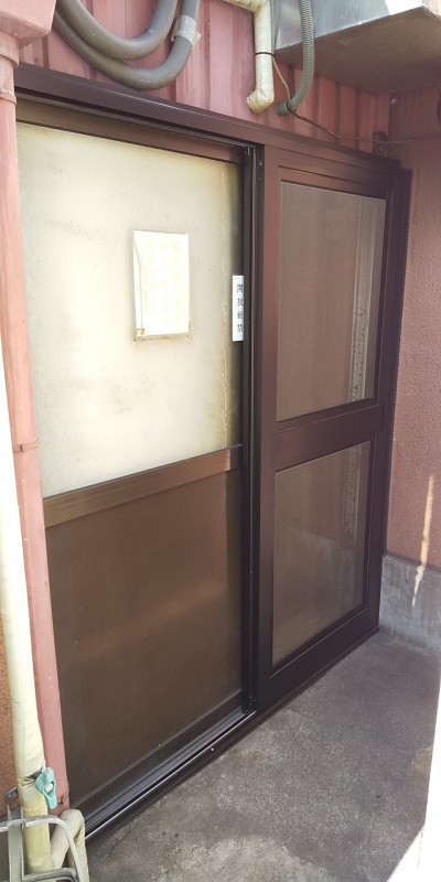 片引き戸　網戸　施工後