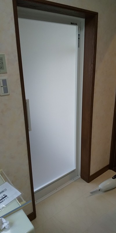 サニーセーフⅡ　浴室ドア　カバー工事　施工後