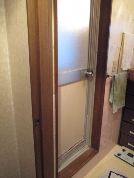 浴室框ドア