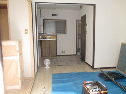 建具ふすまたてこみ