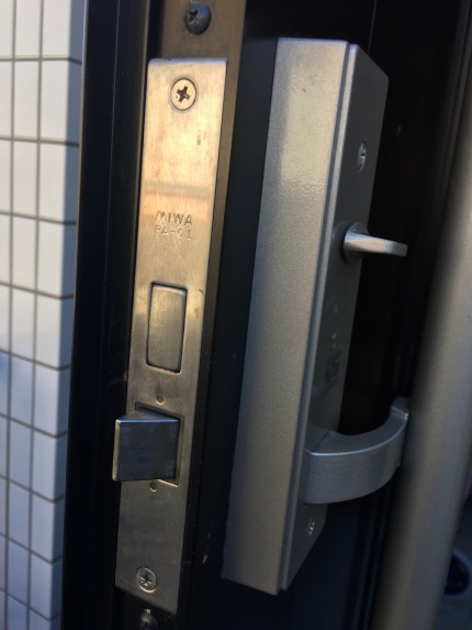 トステム玄関錠　ミワ