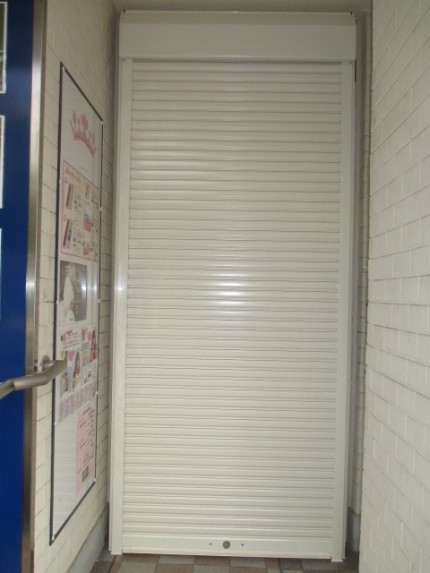 土間シャッター完成