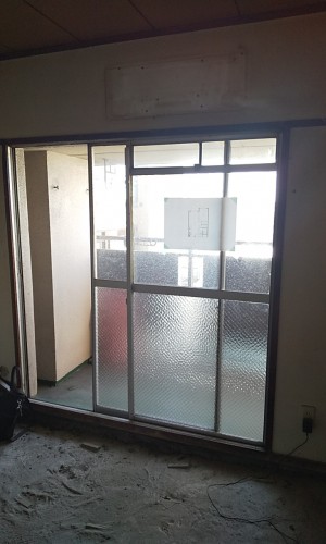 マンション　掃き出し窓　施工前