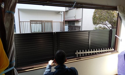 4枚建て引き違い窓　カバー工事　施工中2