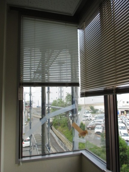 突き合わせガラス