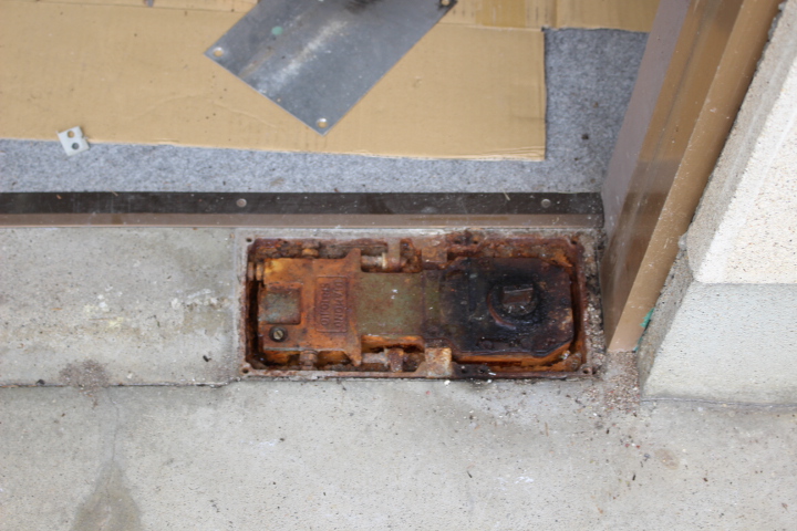 事務所入口カバー工事6