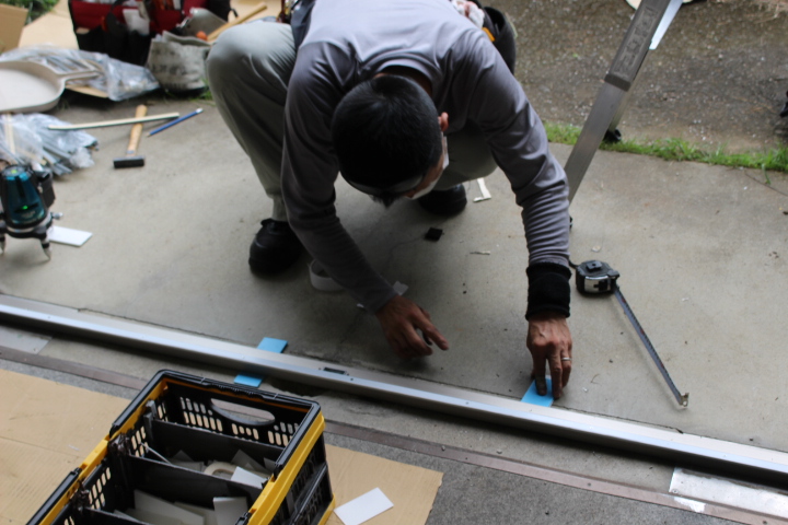 事務所入口カバー工事9