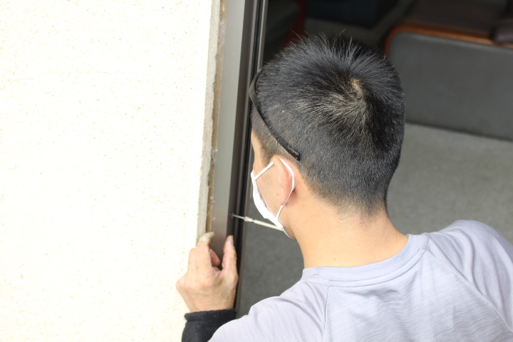 事務所入口カバー工事11