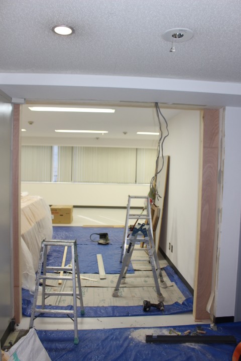 店舗アルミ３枚ｶﾞﾗｽ引戸１