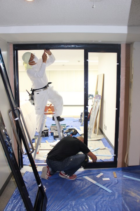 店舗アルミ３枚ｶﾞﾗｽ引戸５