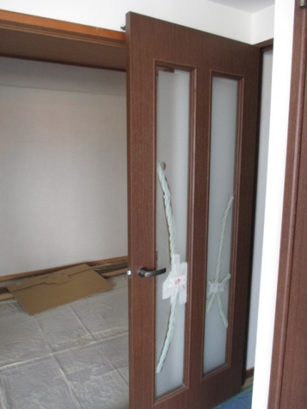 建具　中スリガラス