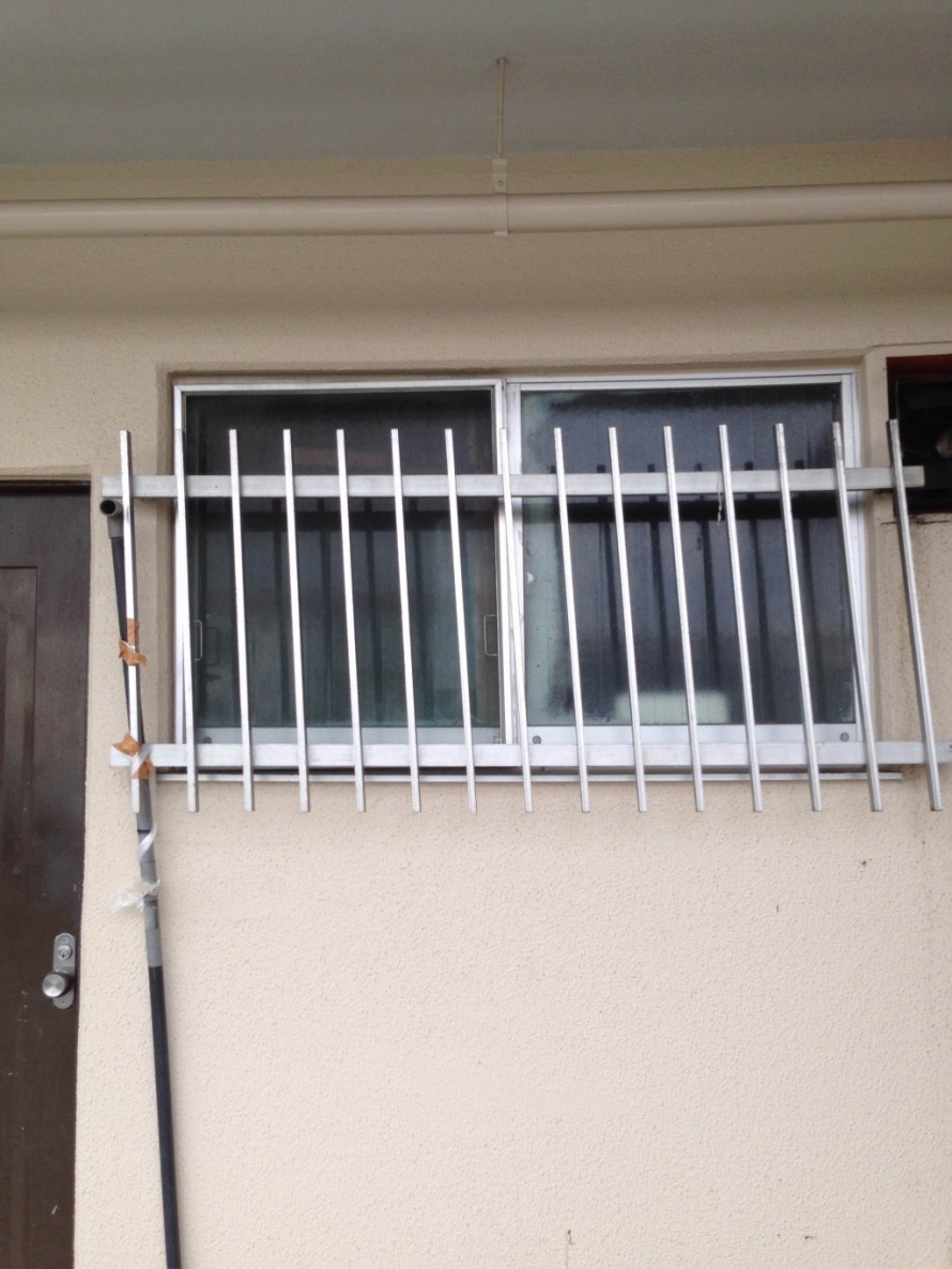 面格子　取替え　防犯