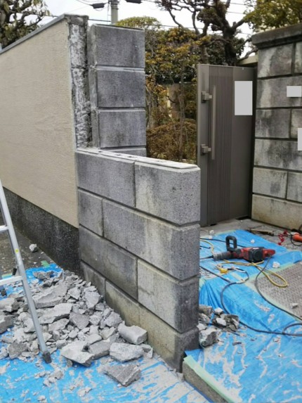 一部フェンスに取替工事