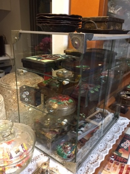 古いガラスケース