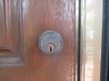 玄関シリンダー