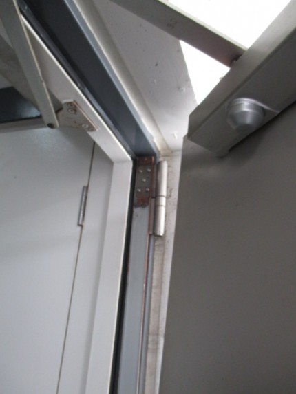 マンション　玄関ドア