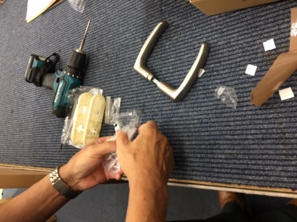 レバーハンドル取付