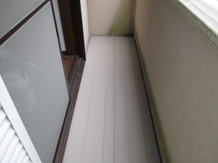 バルコニー　デッキ材