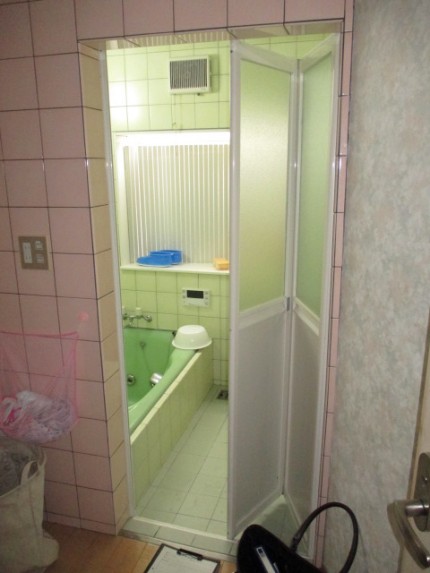 ＹＫＫ　ＡＰ浴室折れ戸