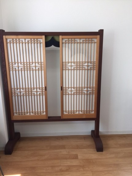 作品名　花頭窓