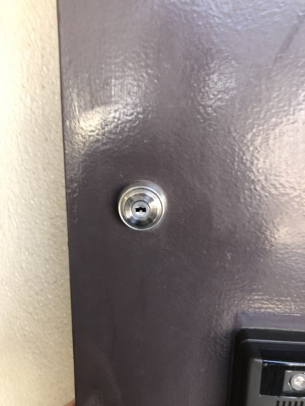 補助錠　鍵取替