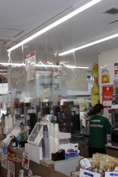 間仕切りシート４