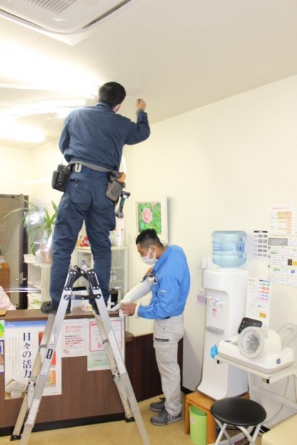 薬局間仕切りシート５