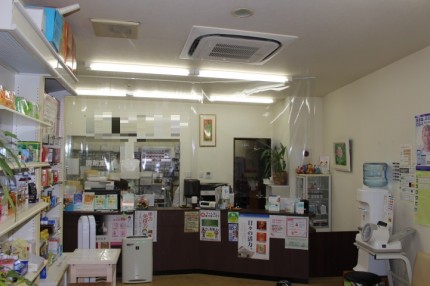 薬局間仕切りシート８