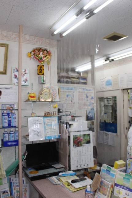 間仕切り透明シート８