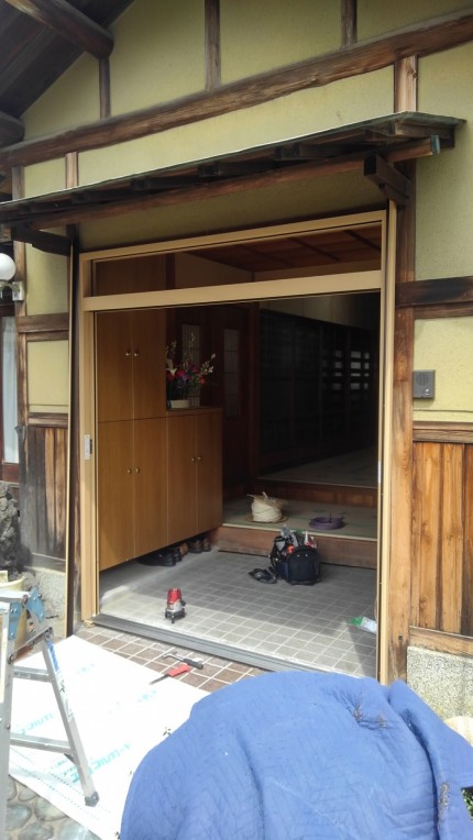 リフォーム玄関　施工中