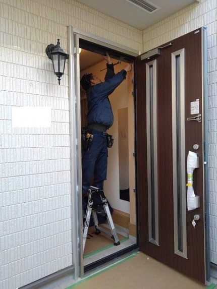 リフォーム玄関　施工中