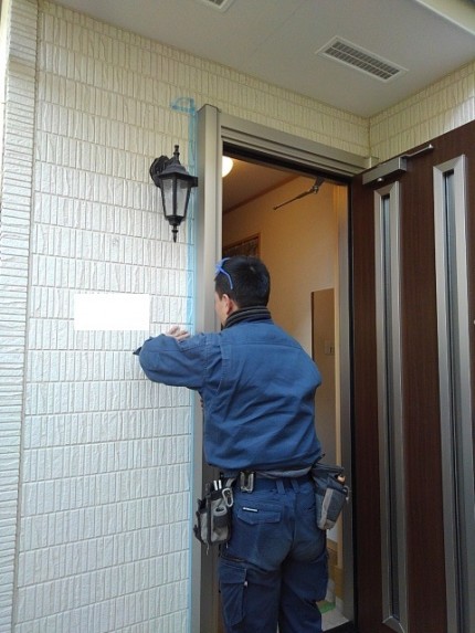 ドアリモ　施工中