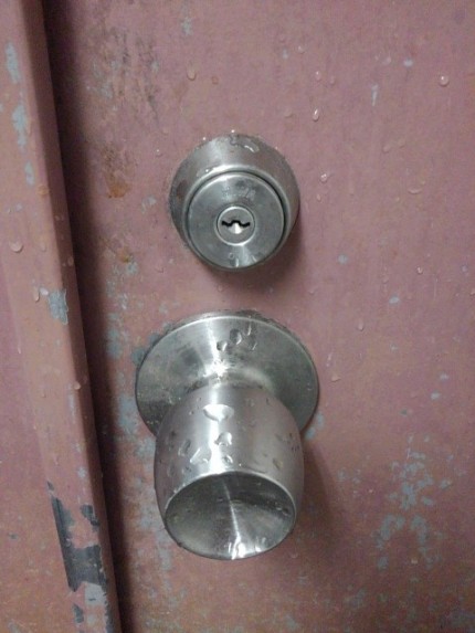 スチールドア　握り玉