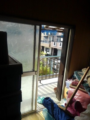 サッシ　カバー工事　施工前